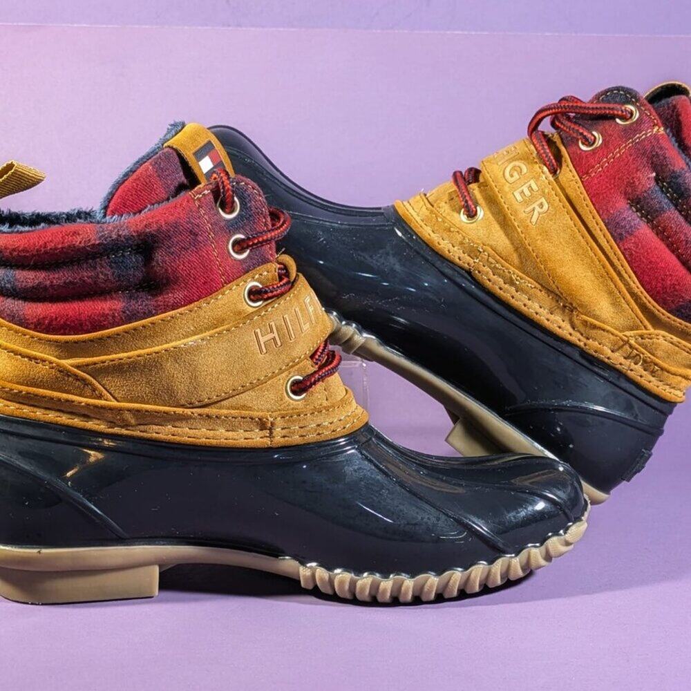Tommy Hilfiger Duck Boots Brown Tan Leather Red Plaid W/ Strap Women's size 6 - Picture 5 of 7